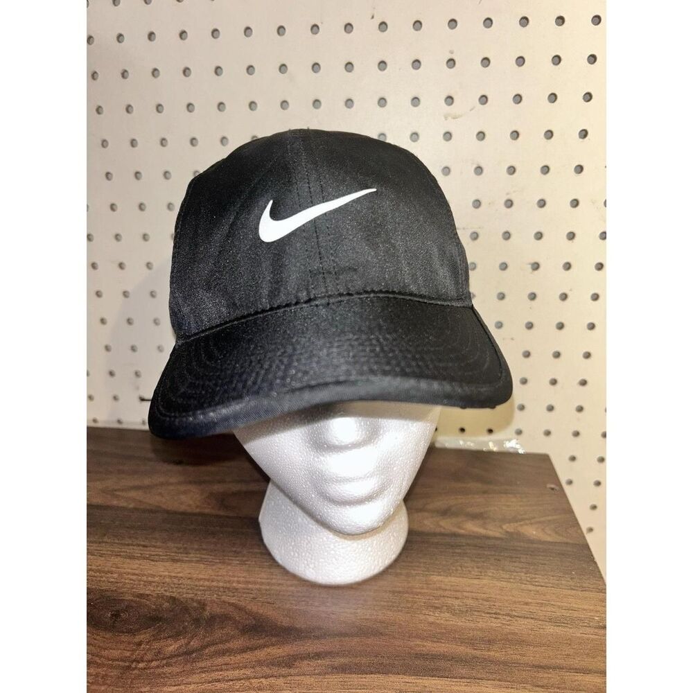Nike Men's Black Hat